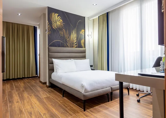 Dem Premium - Round Trip Airport Service - Istanbul International AirportAirport Hotel